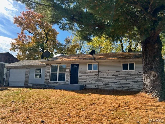 $1,675 | 228 Grampian Road, St. Louis, MO 63137