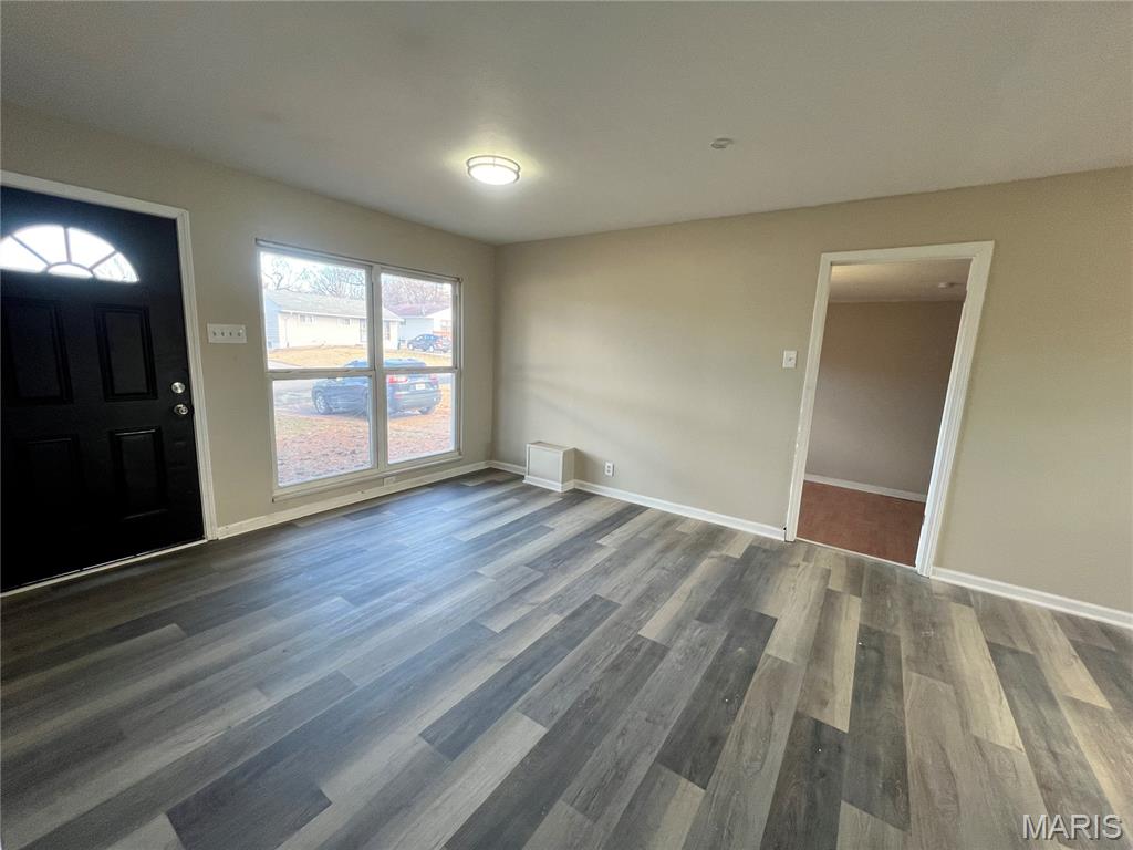 228 Grampian Road St. Louis, MO 63137 - Photo 4 of 18