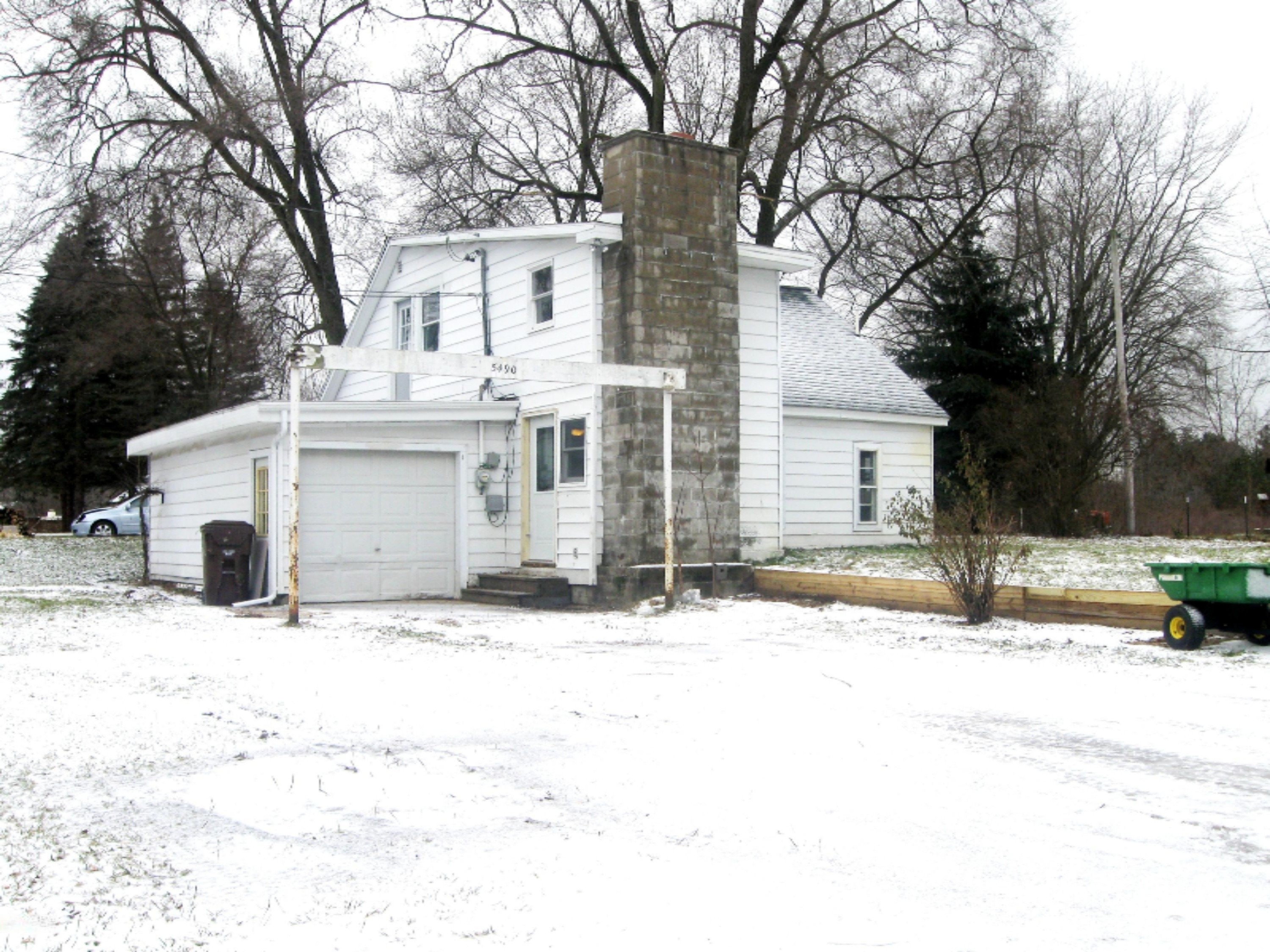 5490 Howard City Edmore Road Edmore, MI 48829 - Photo 2 of 38 IMG_4377