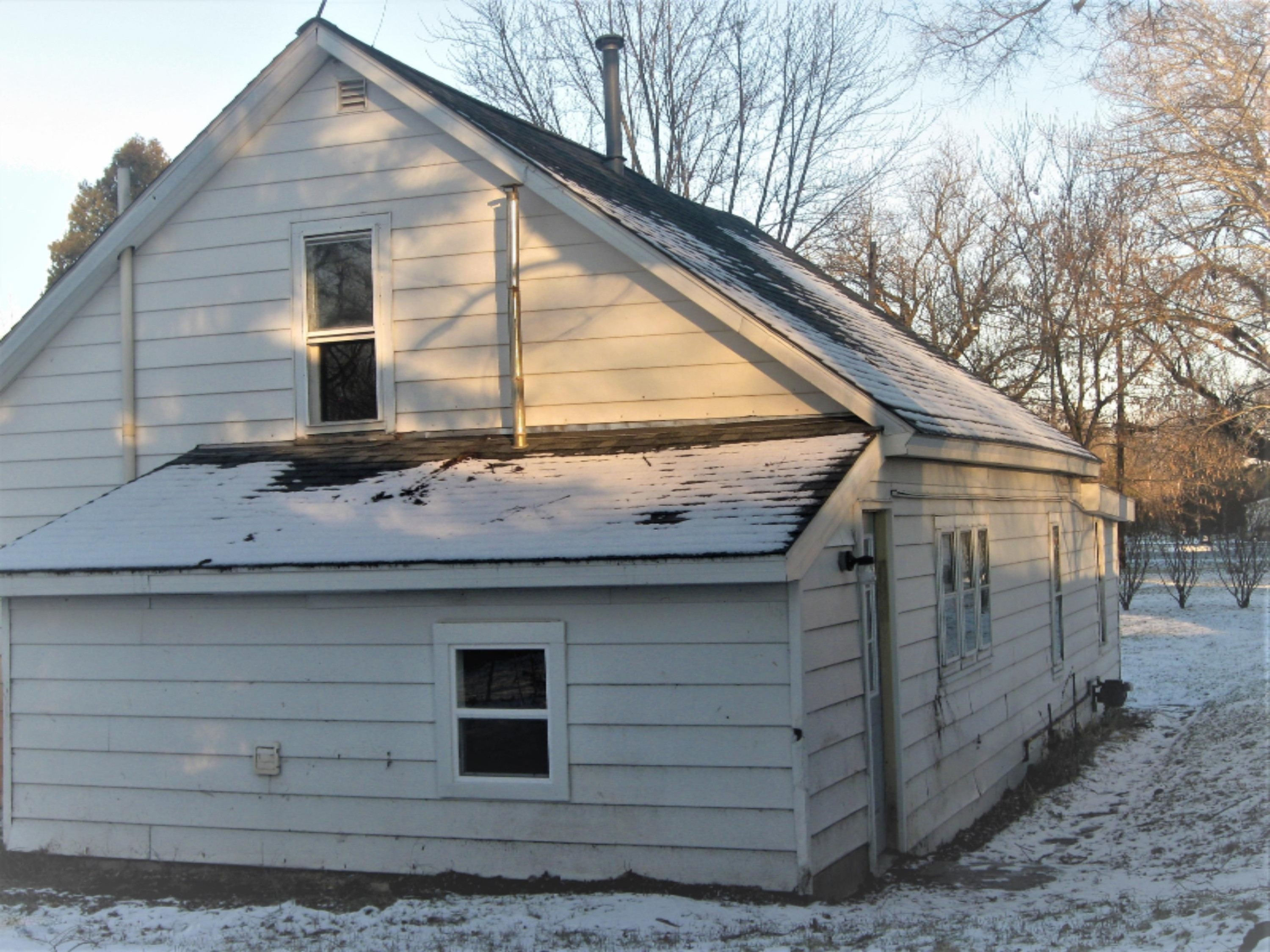 5490 Howard City Edmore Road Edmore, MI 48829 - Photo 5 of 38 IMG_4443