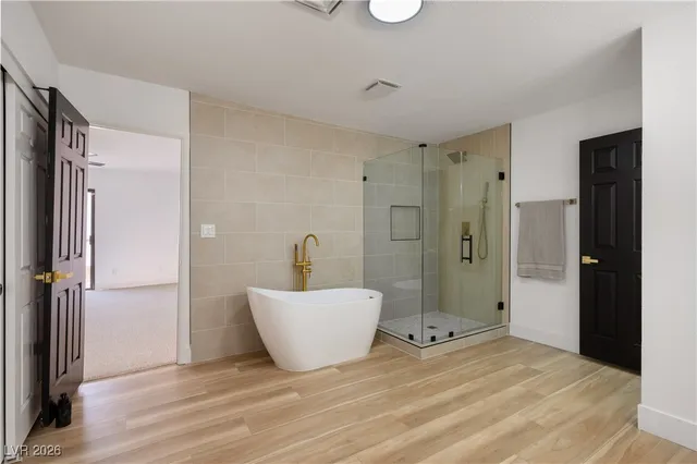 $3,300 | 5145 Tennis Court West, Las Vegas, NV 89120