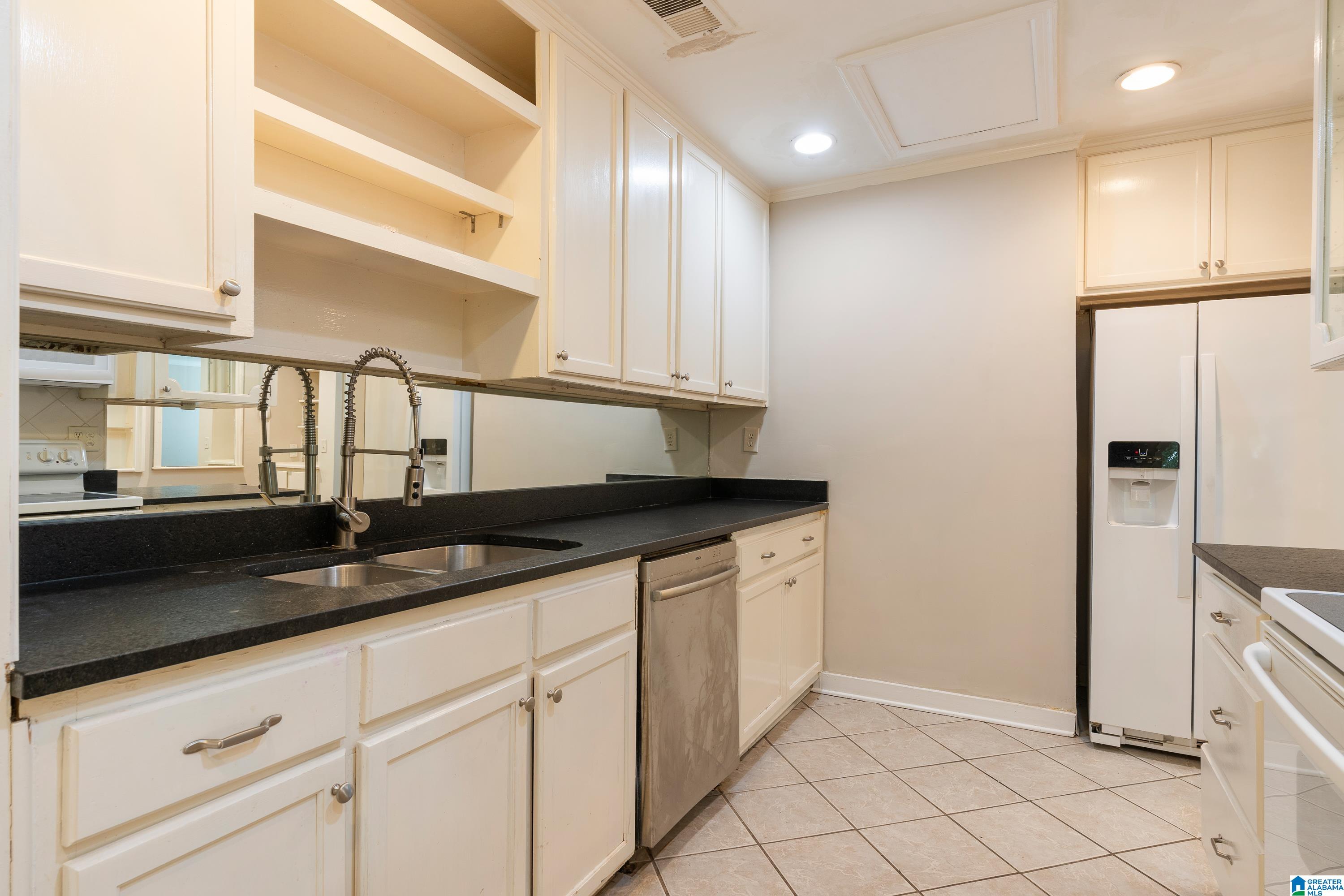 202 Colby Street Birmingham, AL 35213 - Photo 14 of 34