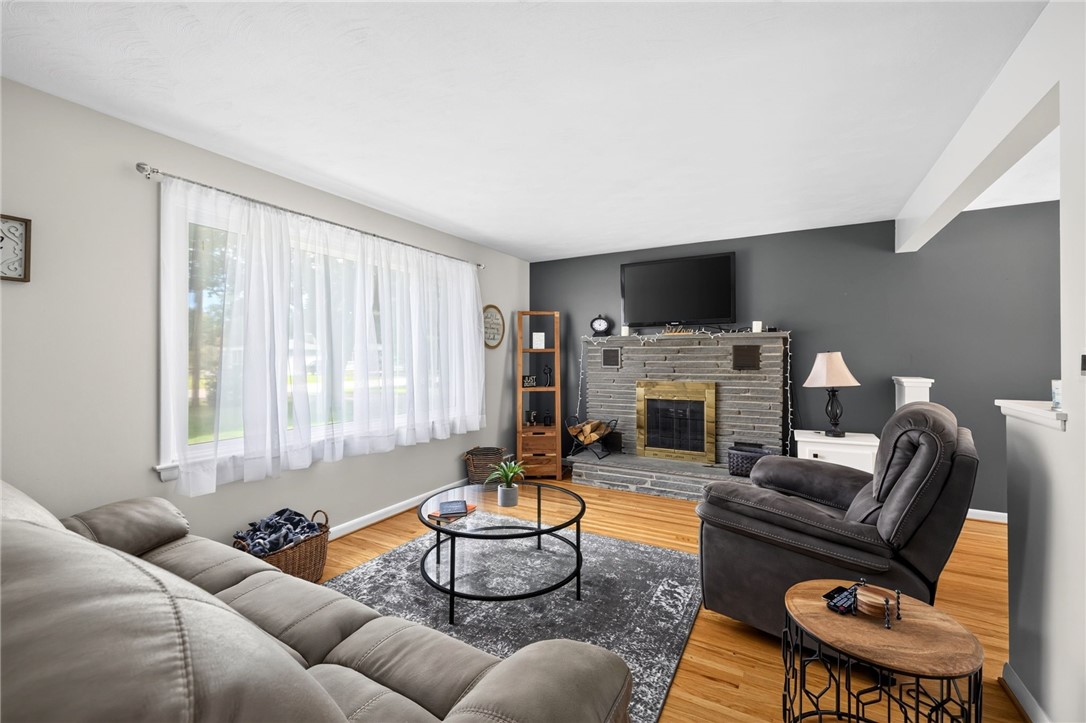 1219 Wall Road Webster, NY 14580 - Photo 6 of 29