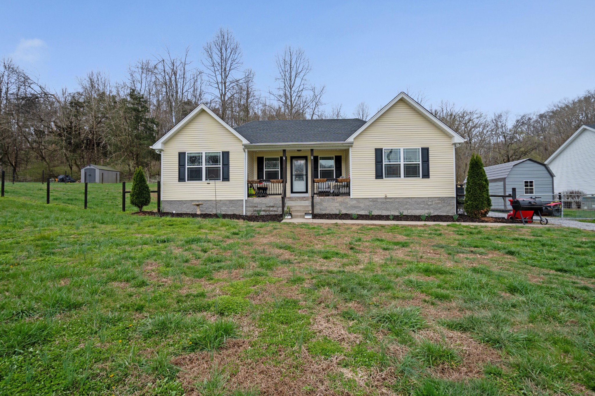 72 Leo Whitley Road Lafayette, TN 37083 - Photo 1 of 27