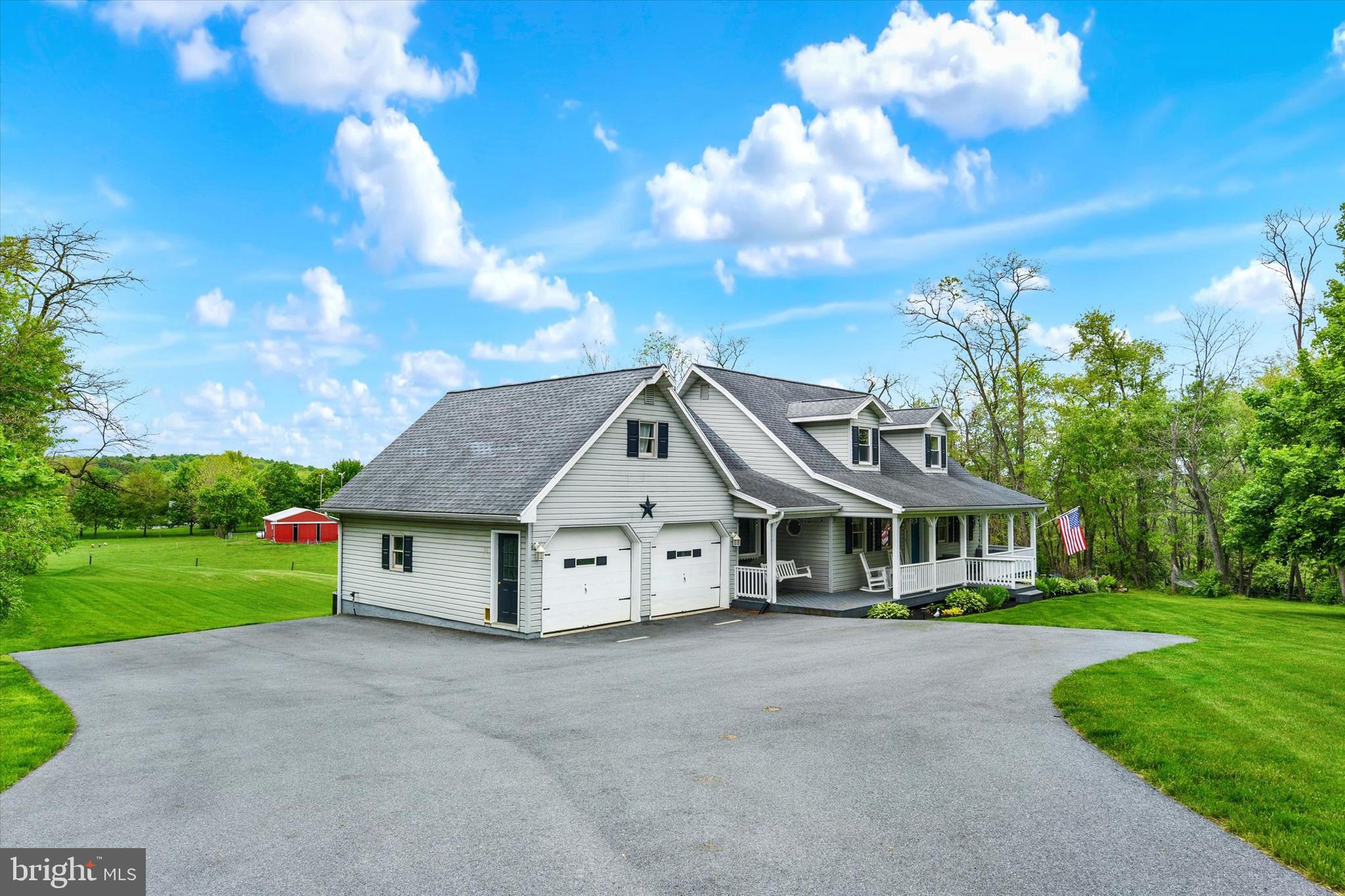 364 Beagle Road Lebanon, PA 17046 - Photo 3 of 38