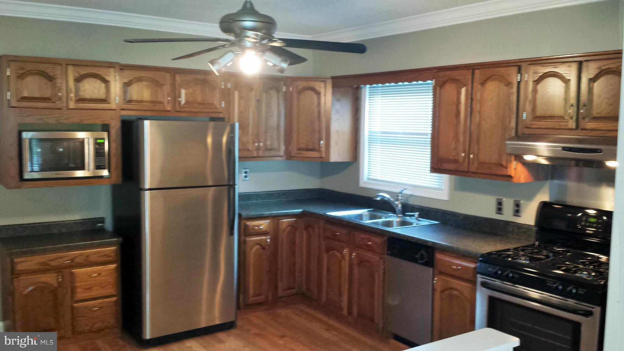 105 Oakmere Road Owings Mills, MD 21117 - Photo 2 of 29 Kitchen