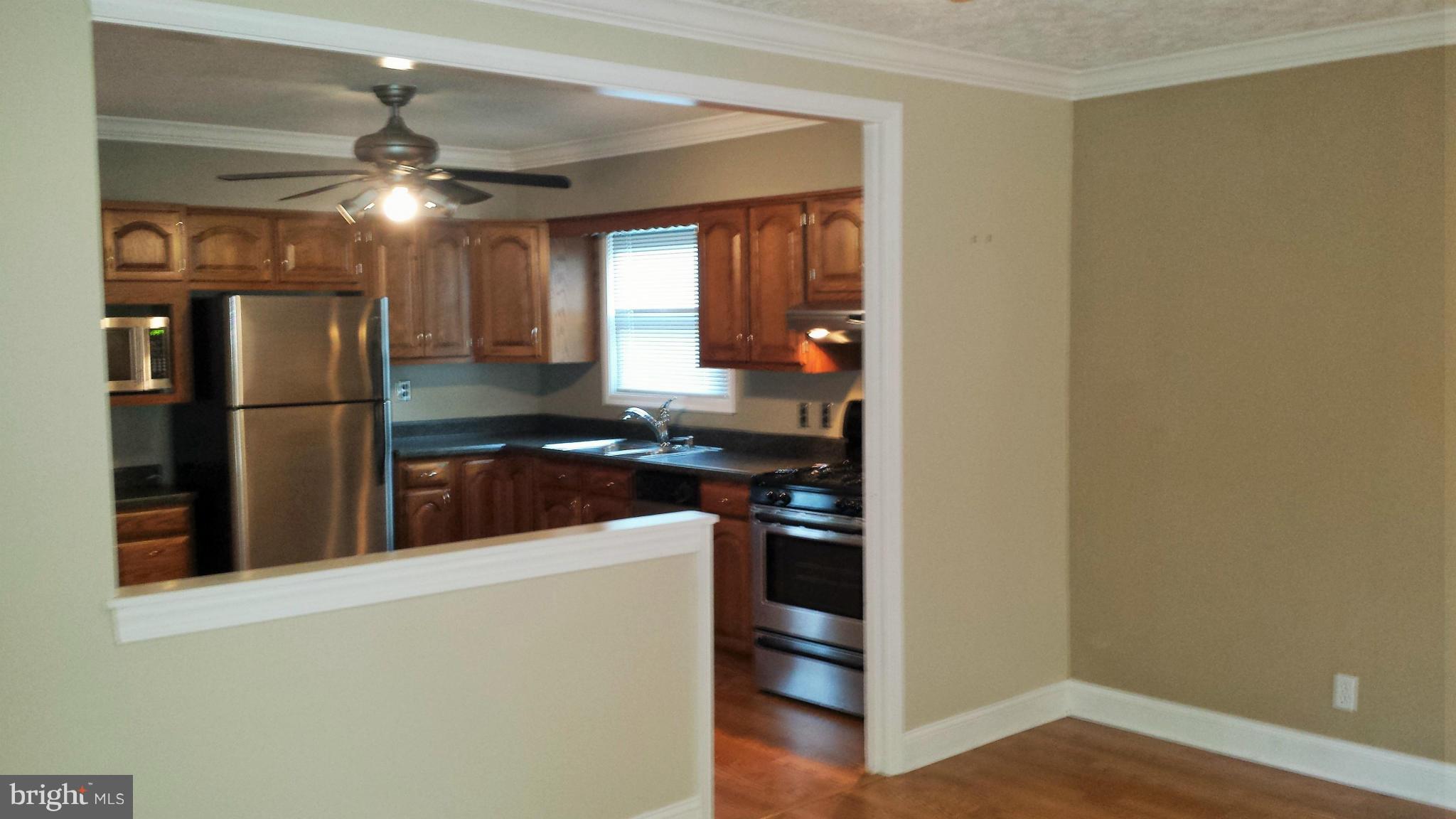 105 Oakmere Road Owings Mills, MD 21117 - Photo 4 of 29 Kitchen