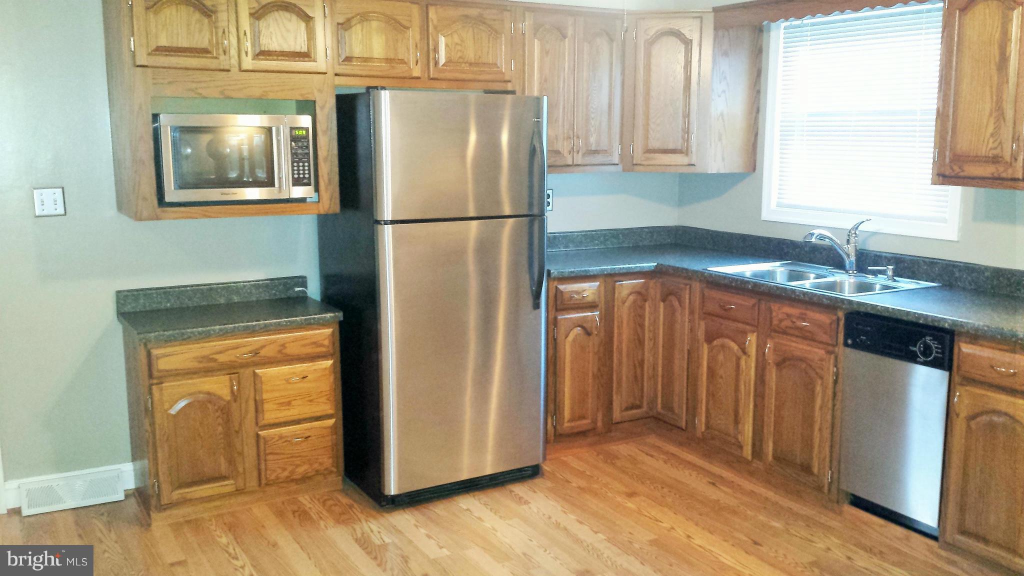 105 Oakmere Road Owings Mills, MD 21117 - Photo 5 of 29 Kitchen