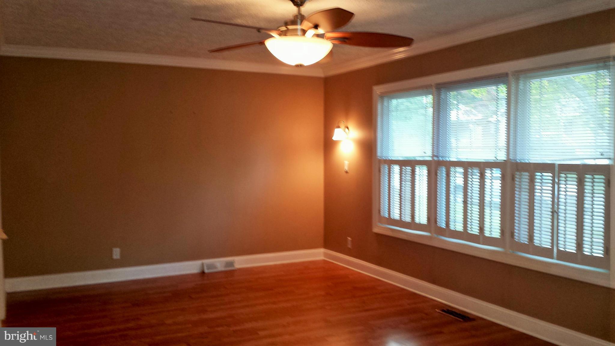 105 Oakmere Road Owings Mills, MD 21117 - Photo 7 of 29 Living Room