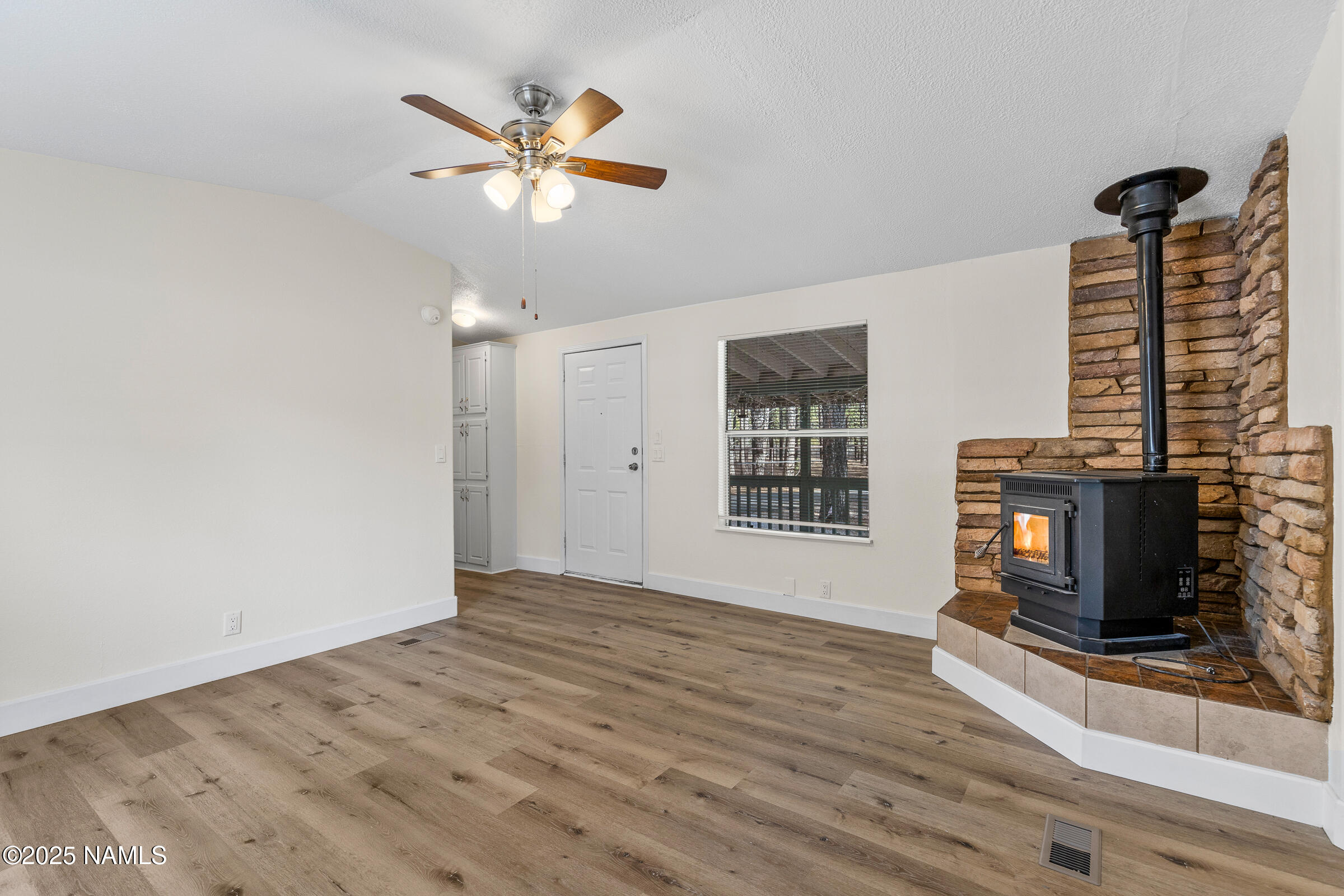 8510 Lake Mary Road, Unit 8 Flagstaff, AZ 86005 - Photo 19 of 39 8510 Lake Mary Rd # 8-19