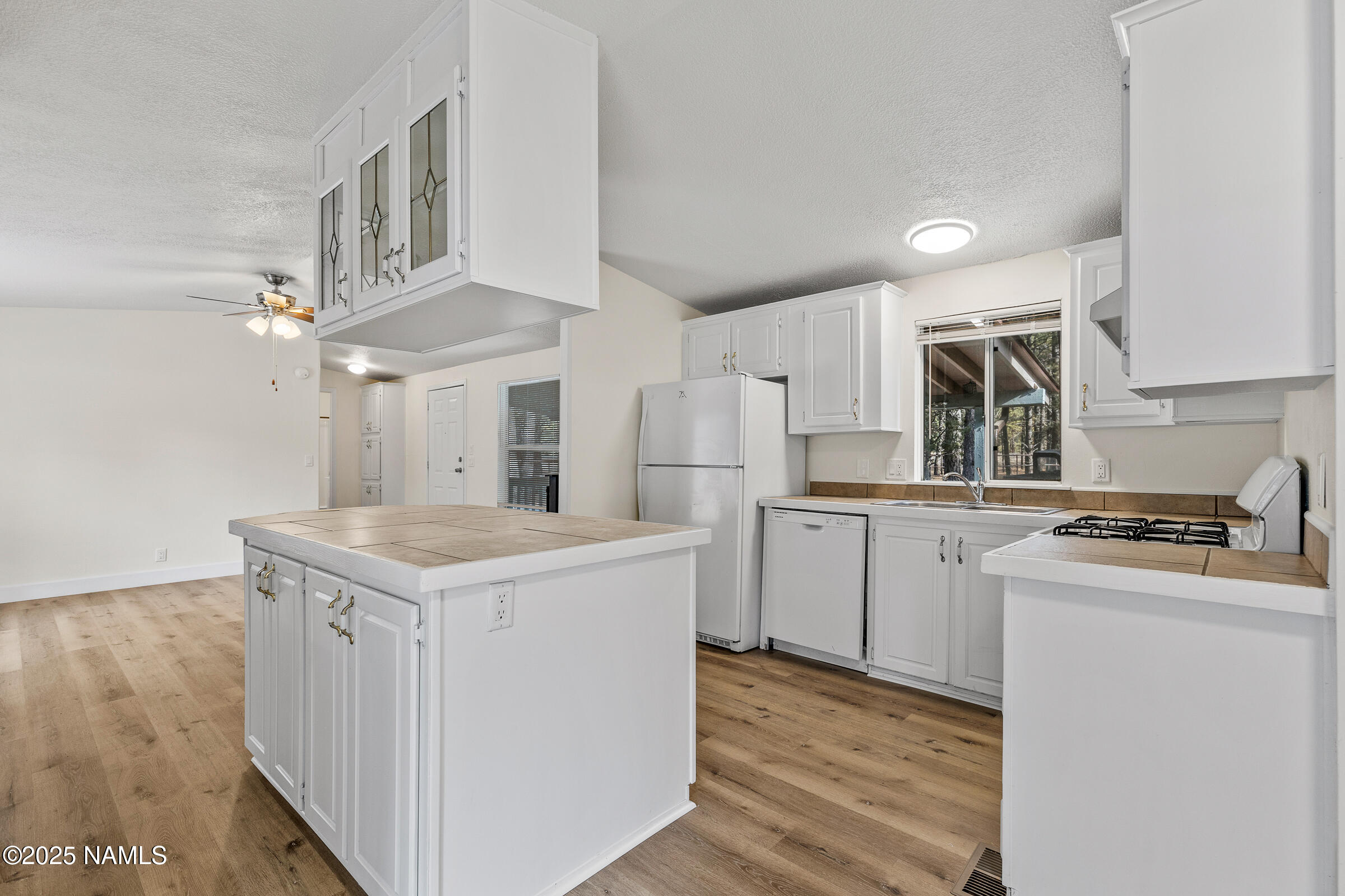 8510 Lake Mary Road, Unit 8 Flagstaff, AZ 86005 - Photo 21 of 39 8510 Lake Mary Rd # 8-21