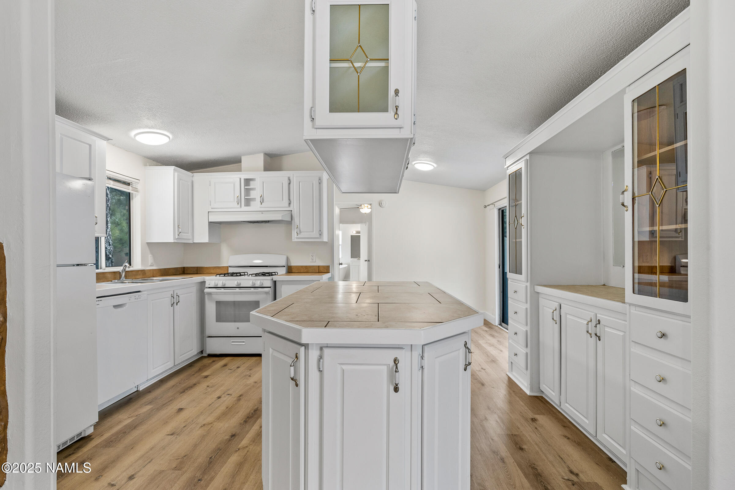 8510 Lake Mary Road, Unit 8 Flagstaff, AZ 86005 - Photo 22 of 39 8510 Lake Mary Rd # 8-22