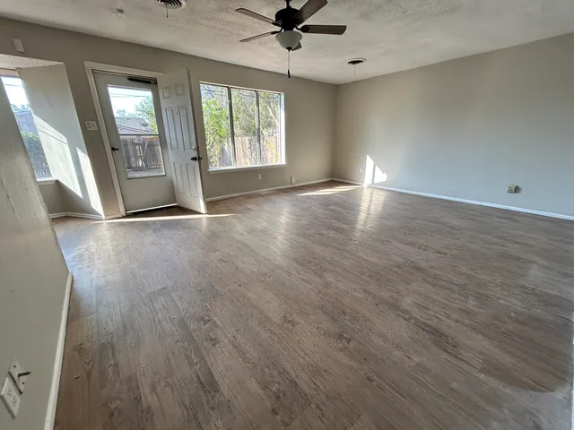 $1,125 | 1613 69th Street, Lubbock, TX 79412