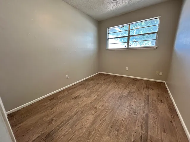 $1,125 | 1613 69th Street, Lubbock, TX 79412