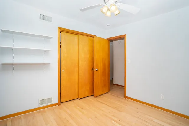 $255,000 | 18518 Glen Oak Avenue, Lansing, IL 60438