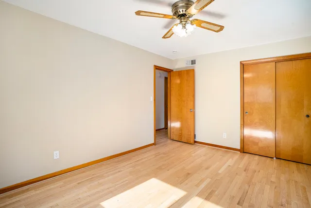 $255,000 | 18518 Glen Oak Avenue, Lansing, IL 60438