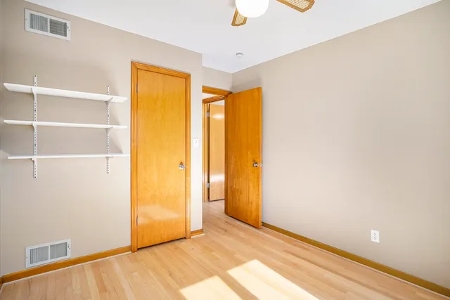 $255,000 | 18518 Glen Oak Avenue, Lansing, IL 60438