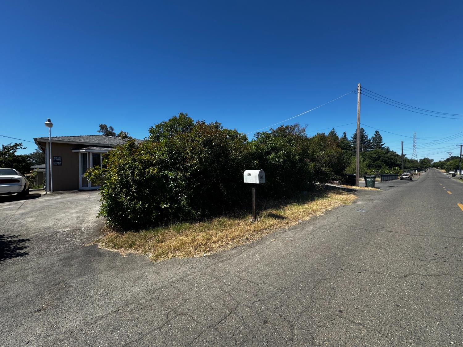 1832 G Street Rio Linda, CA 95673 - Photo 6 of 56