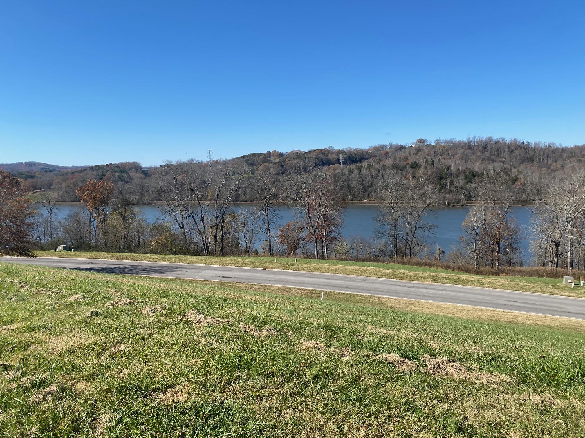 2399 Persimmon Ridge Loudon, TN 37774 - Photo 5 of 13 IMG_1385