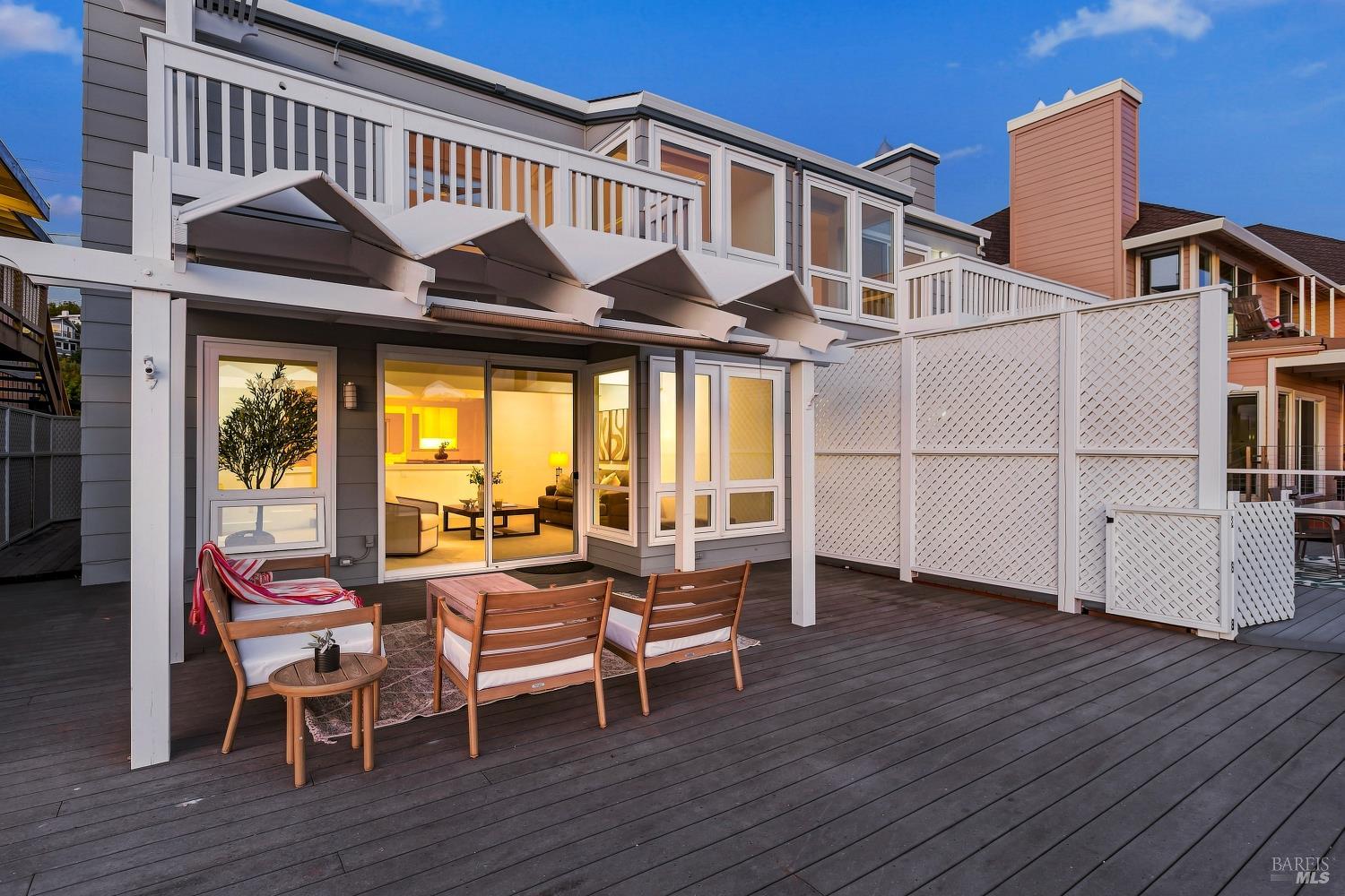 22 Mooring Road San Rafael, CA 94901 - Photo 17 of 75 Gallery Image 17
