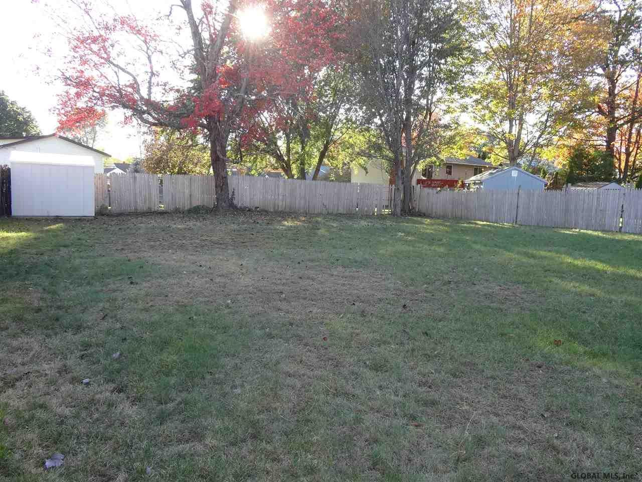 2037 Cardiff Road Rotterdam, NY 12303 - Photo 14 of 19 Photo 14