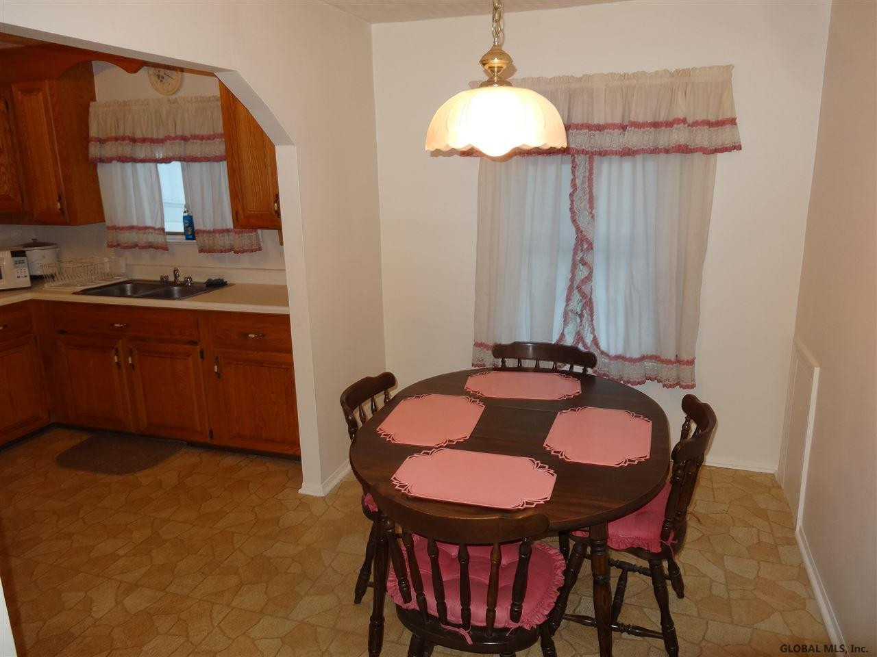 2037 Cardiff Road Rotterdam, NY 12303 - Photo 6 of 19 Photo 6