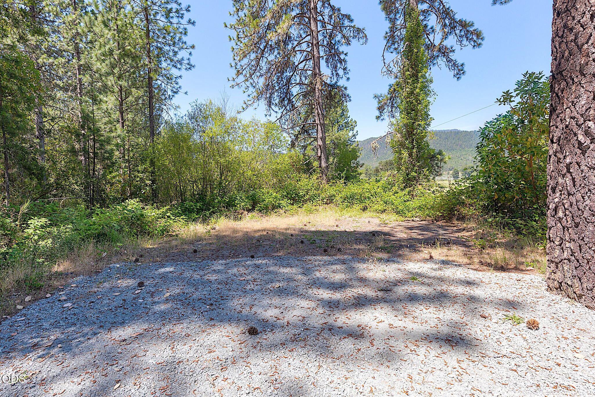11230 Lower River Road Grants Pass, OR 97526 - Photo 19 of 29