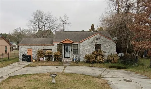 $1,500 | 4849 Oaklon Avenue, Baton Rouge, LA 70811