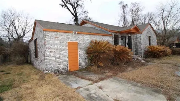 $1,500 | 4849 Oaklon Avenue, Baton Rouge, LA 70811