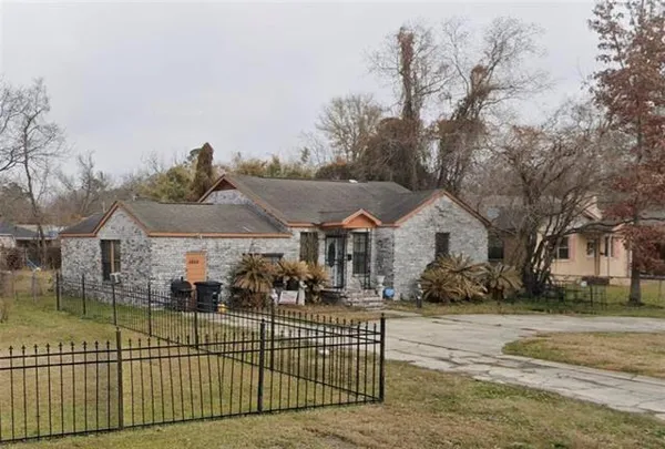 $1,500 | 4849 Oaklon Avenue, Baton Rouge, LA 70811