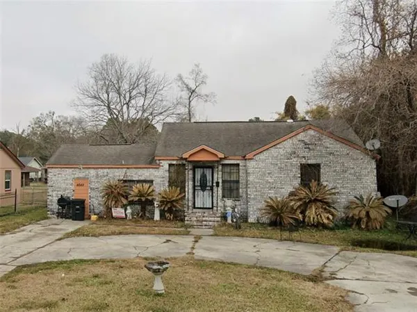 $1,500 | 4849 Oaklon Avenue, Baton Rouge, LA 70811