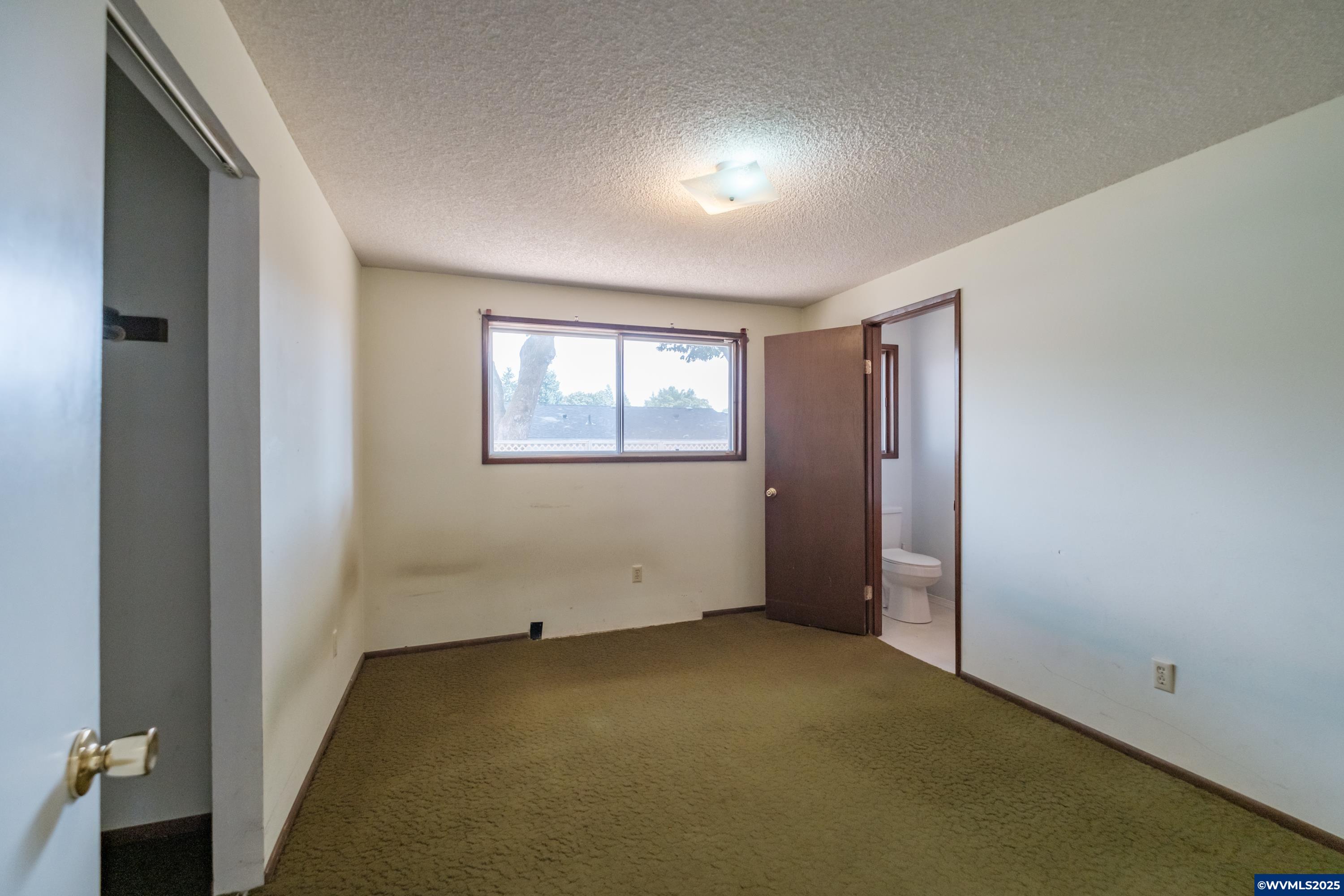 5074 Lone Oak Road Southeast Salem, OR 97306 - Photo 8 of 22