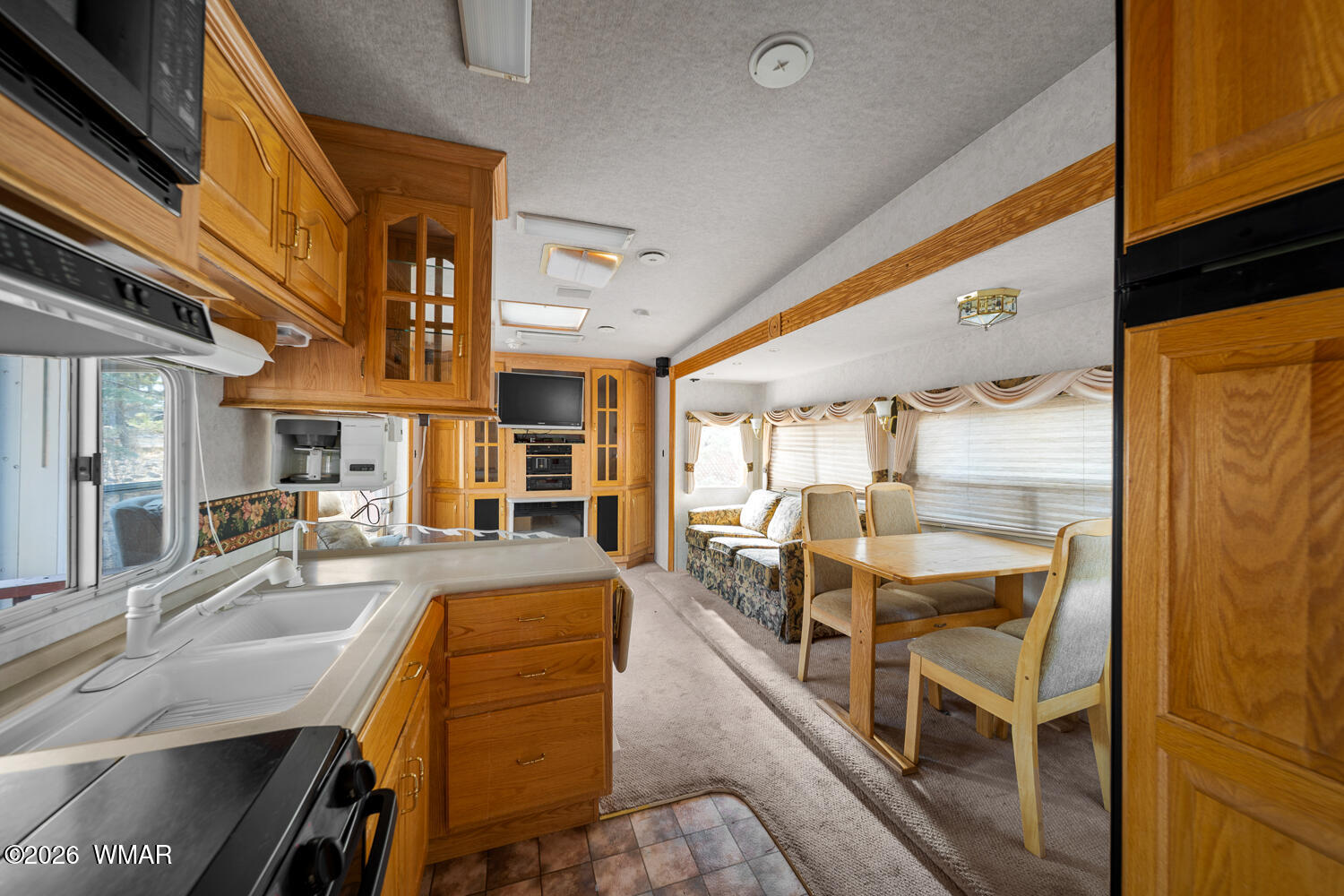 2221 Turtle Creek Road Show Low, AZ 85901 - Photo 9 of 33