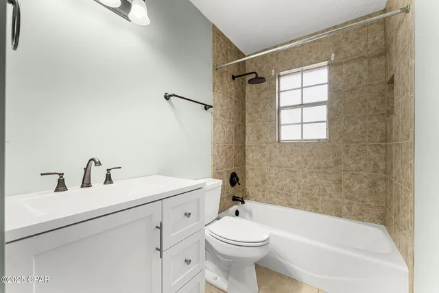 $279,000 | 1304 Delaware Avenue, Lynn Haven, FL 32444