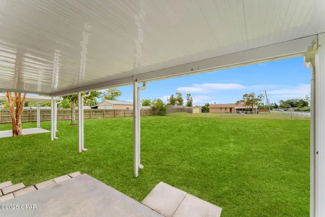 $279,000 | 1304 Delaware Avenue, Lynn Haven, FL 32444