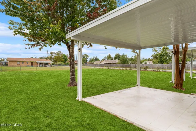 $279,000 | 1304 Delaware Avenue, Lynn Haven, FL 32444