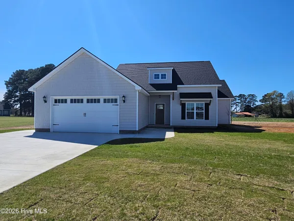 $324,500 | 177 Country Cv Lane, Clinton, NC 28328