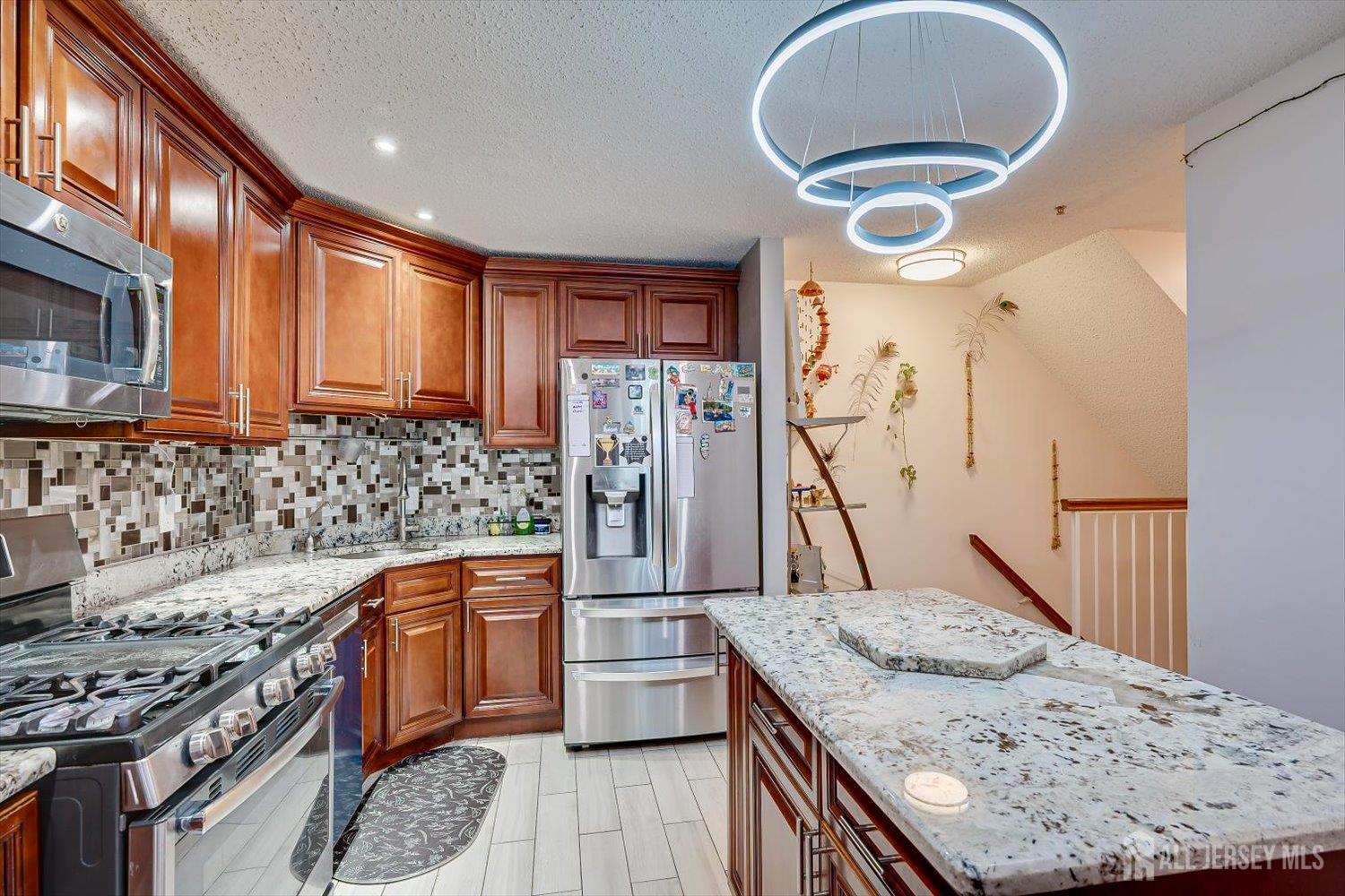 202 Prestwick Way Edison, NJ 08820 - Photo 16 of 31