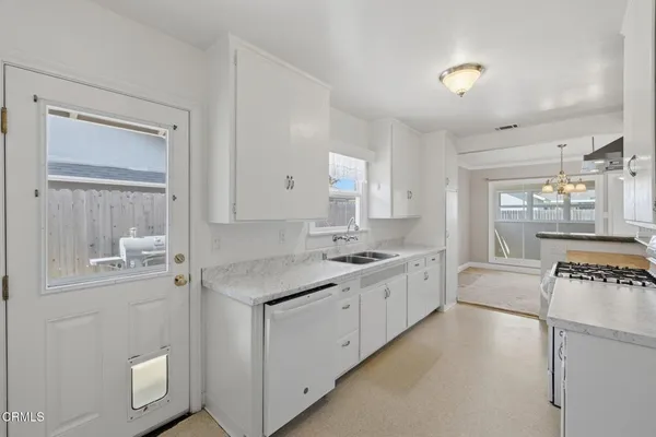 $925,000 | 511 Eva Street, Ventura, CA 93003