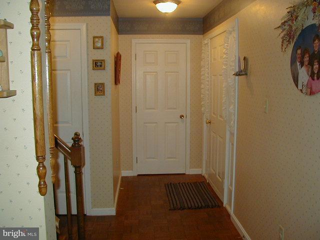 9 Buttonwood Drive Lititz, PA 17543 - Photo 5 of 13 Gallery Image 5