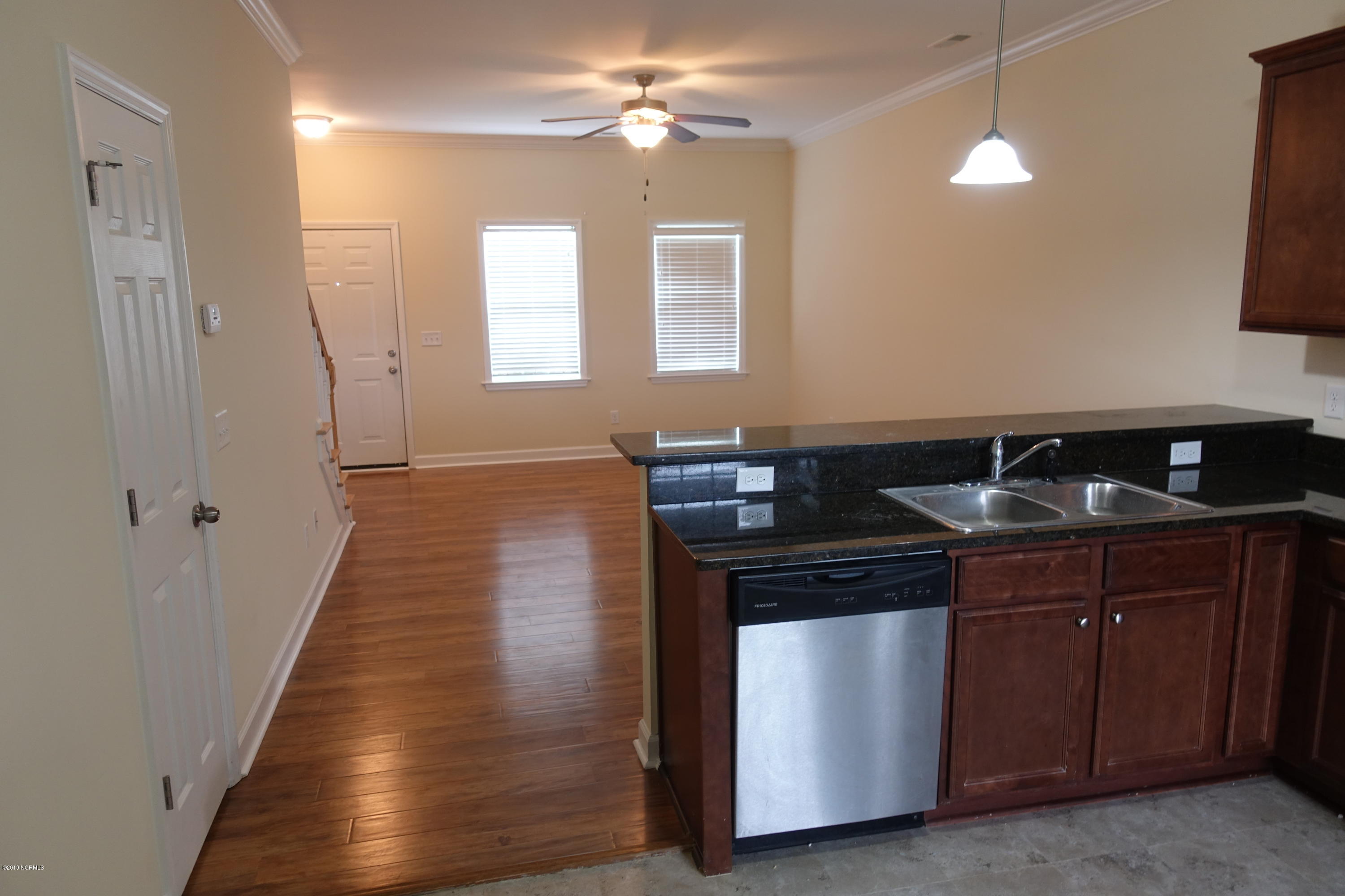 313 Burley Drive, Unit 3 Hubert, NC 28539 - Photo 4 of 13 DSC03234