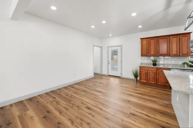 $375,000 | 3811 Waterwood Pass Drive, Elmendorf, TX 78112