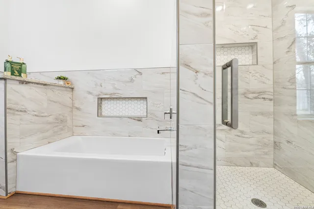 $375,000 | 3811 Waterwood Pass Drive, Elmendorf, TX 78112