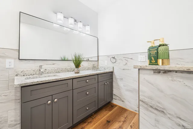 $375,000 | 3811 Waterwood Pass Drive, Elmendorf, TX 78112