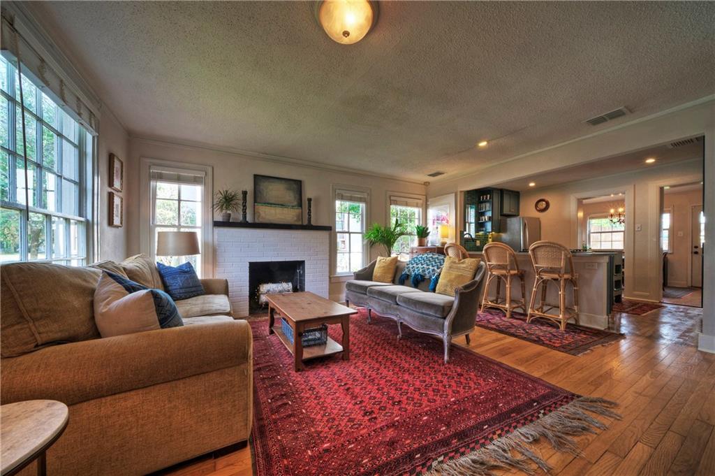 4415 Rosedale Avenue Austin, TX 78756 - Photo 3 of 21 Gallery Image 3