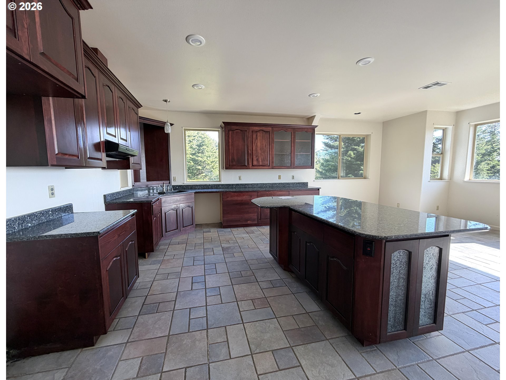 47500 Pacific View Road Langlois, OR 97450 - Photo 11 of 43 Kitchen