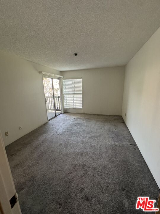 8316 Raintree Circle Culver City, CA 90230 - Photo 15 of 37