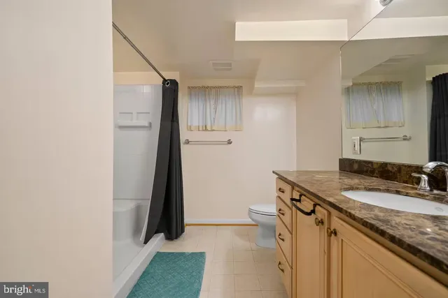 $7,300 | 5400 Williamsburg Boulevard, Arlington, VA 22207