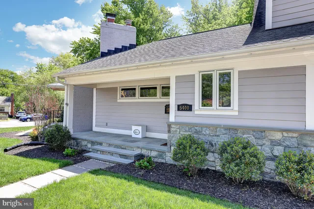 $7,300 | 5400 Williamsburg Boulevard, Arlington, VA 22207