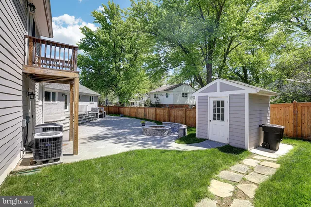 $7,300 | 5400 Williamsburg Boulevard, Arlington, VA 22207